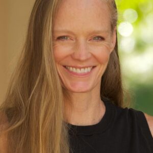 تصویر هنرمند Suzy Amis