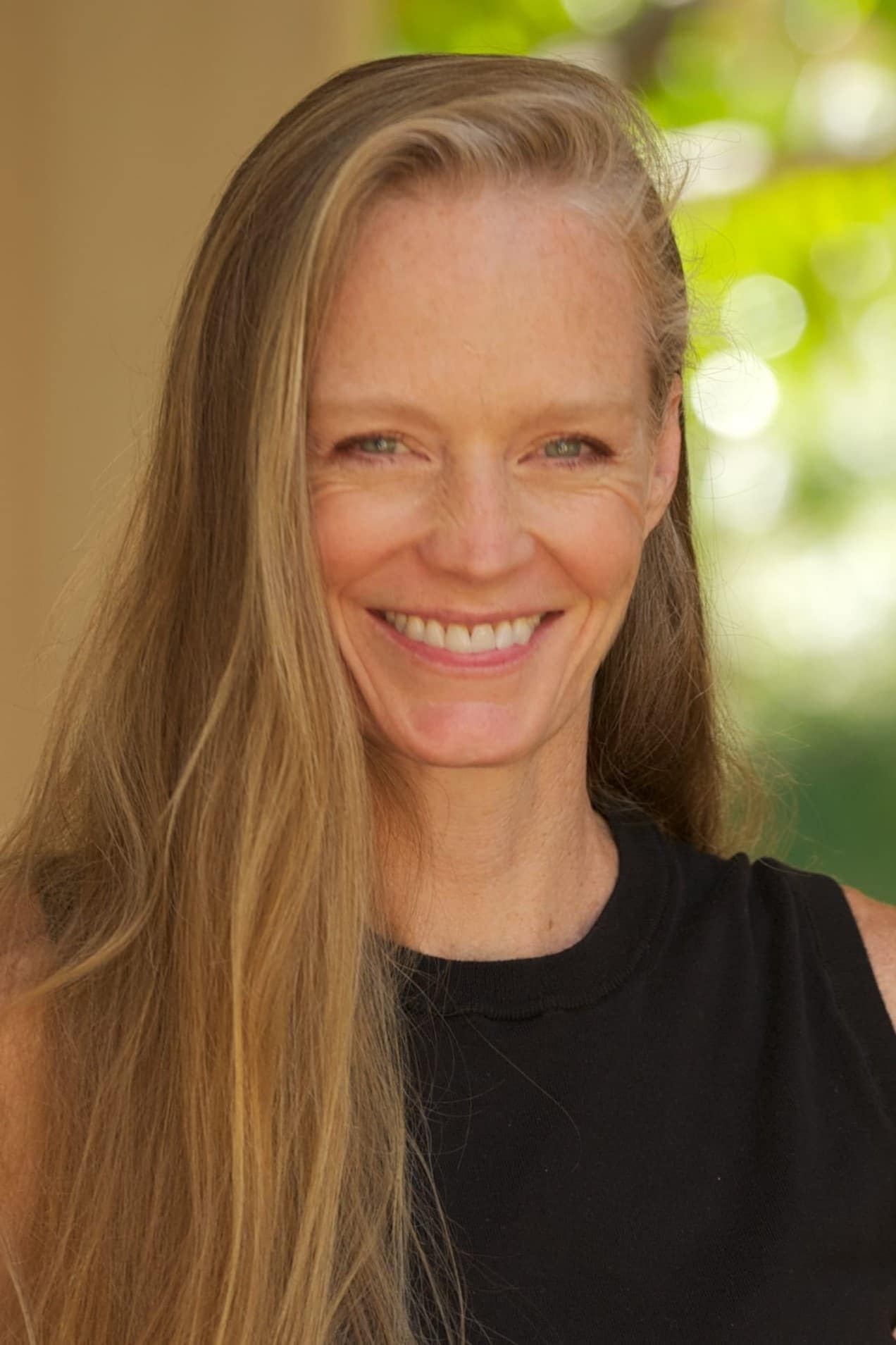 تصویر هنرمند Suzy Amis