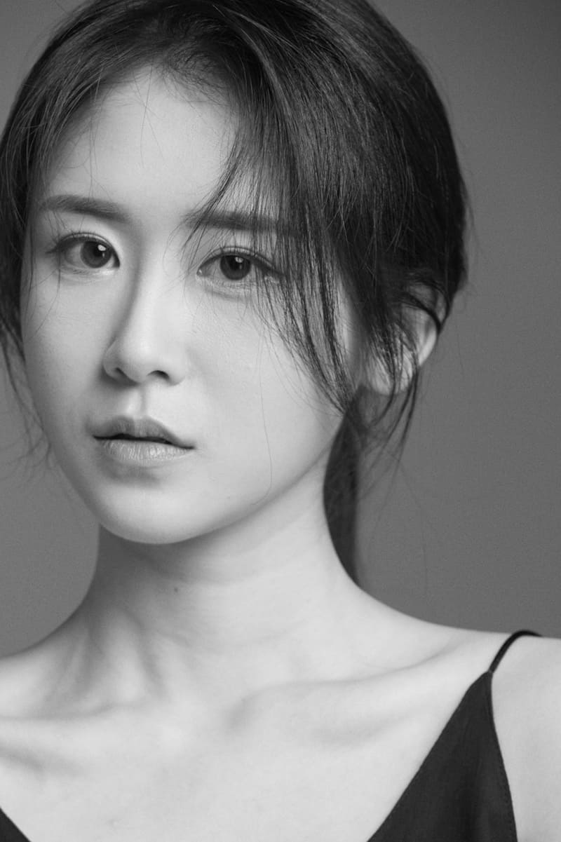 تصویر هنرمند Yu Yeon-Su