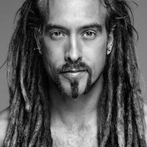 تصویر هنرمند Azmyth Kaminski