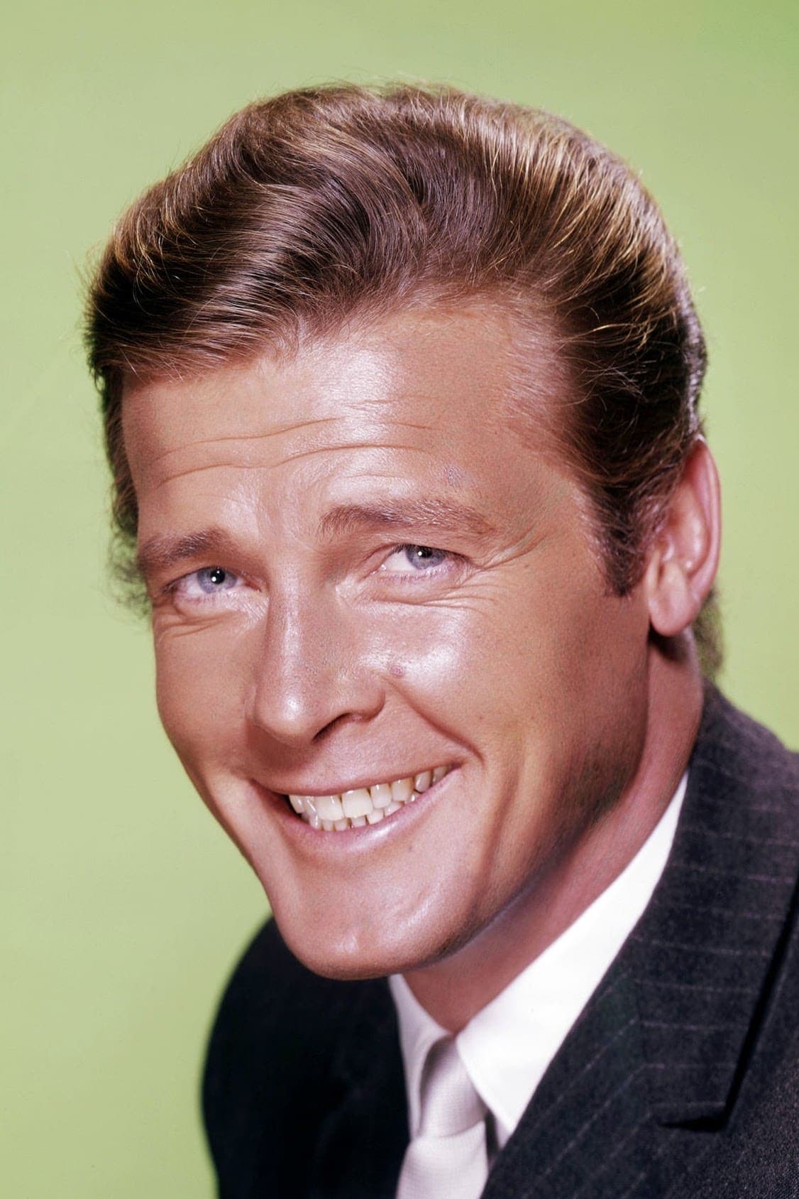 تصویر هنرمند Roger Moore