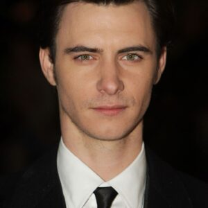 تصویر هنرمند Harry Lloyd