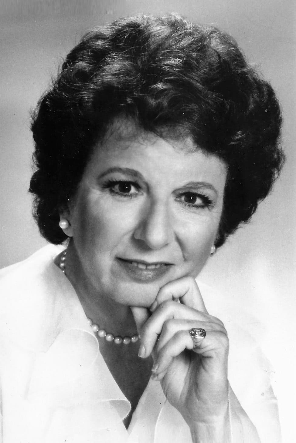 تصویر هنرمند Mary Wickes