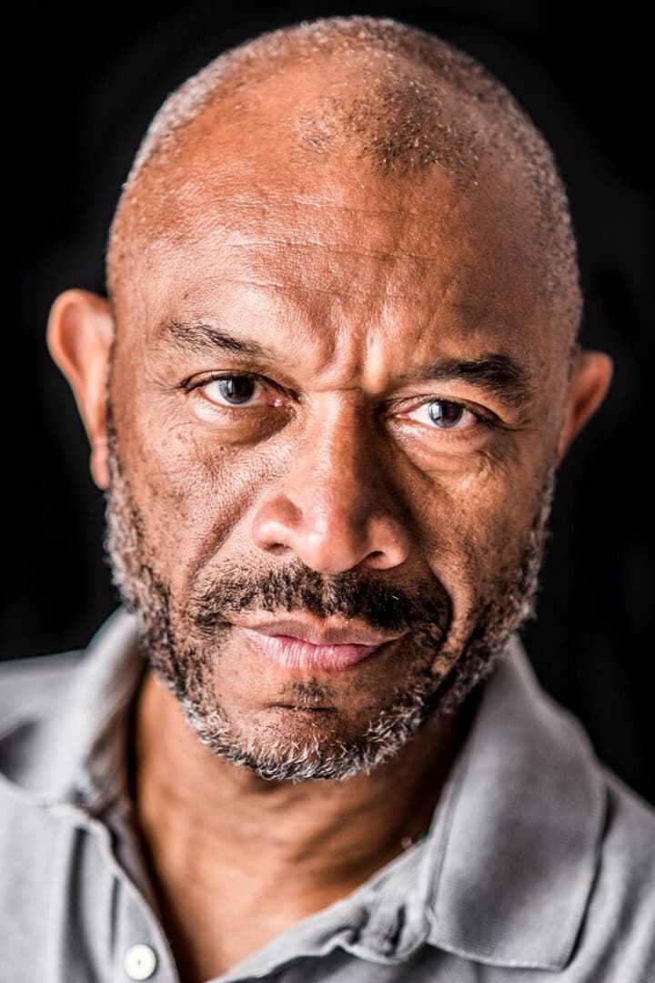 تصویر هنرمند Bruce Lester-Johnson