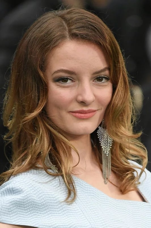 تصویر هنرمند Dakota Blue Richards