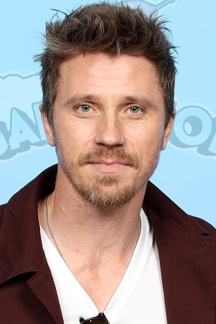 تصویر هنرمند Garrett Hedlund