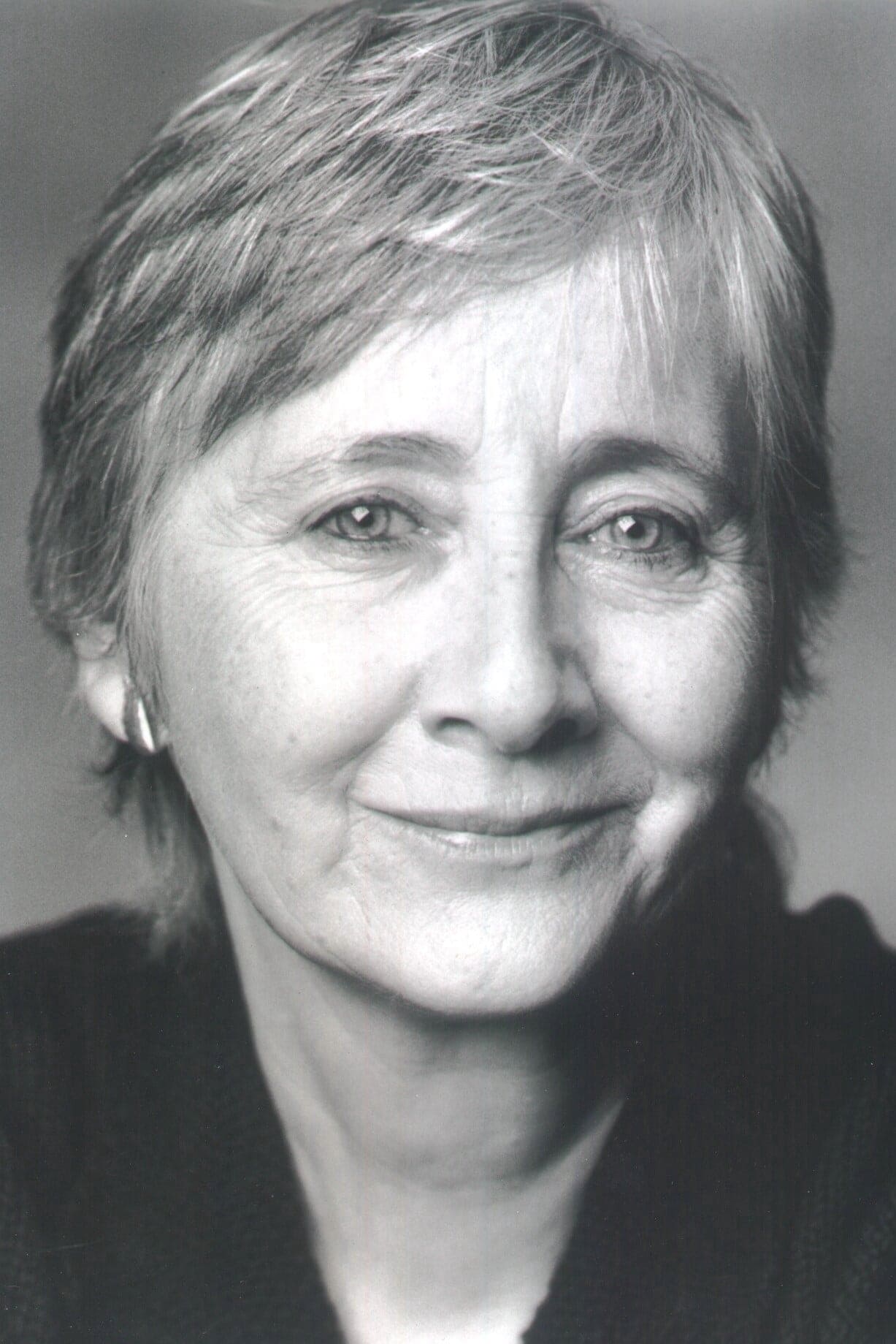 تصویر هنرمند Gemma Jones