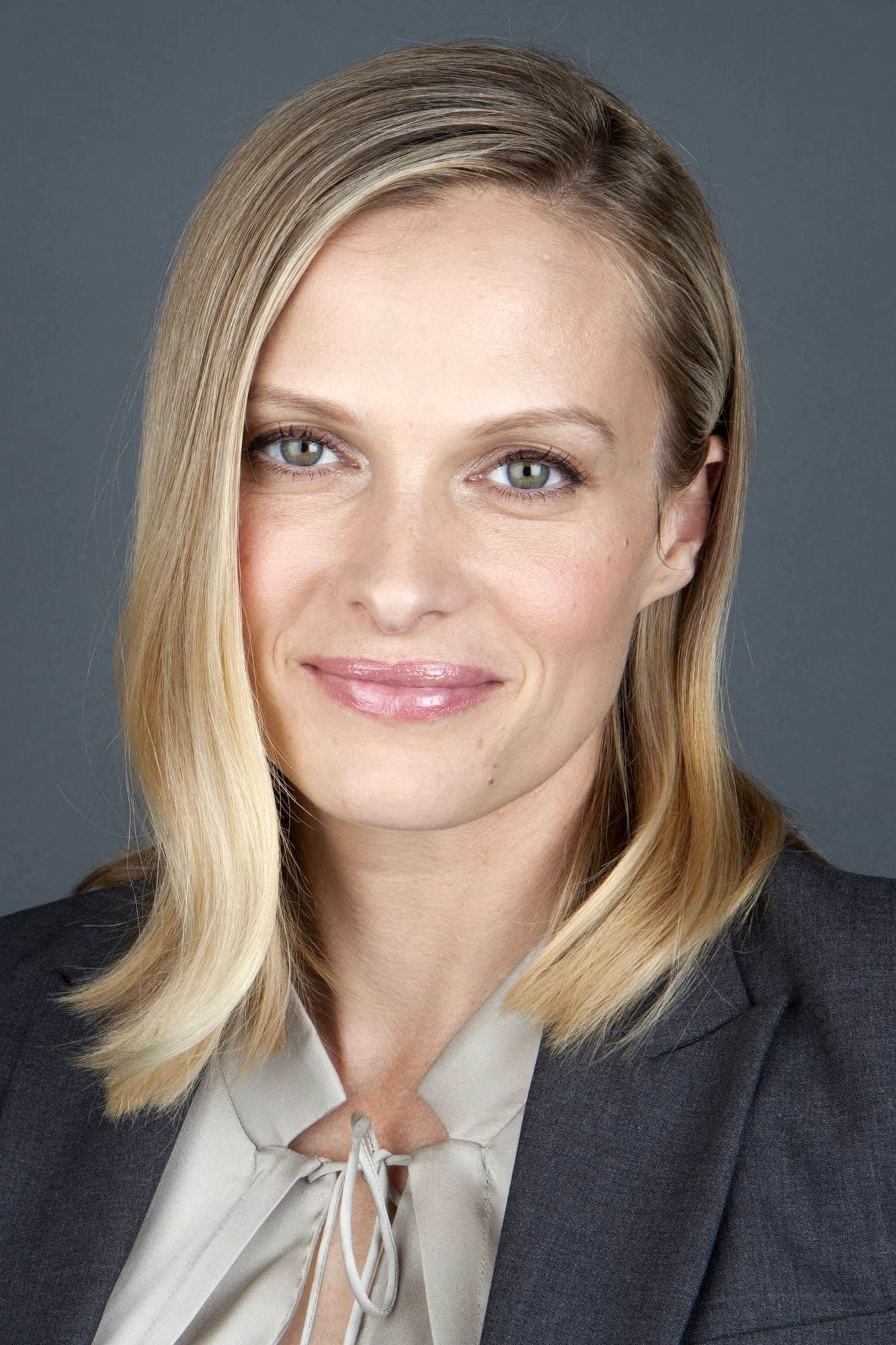 تصویر هنرمند Vinessa Shaw