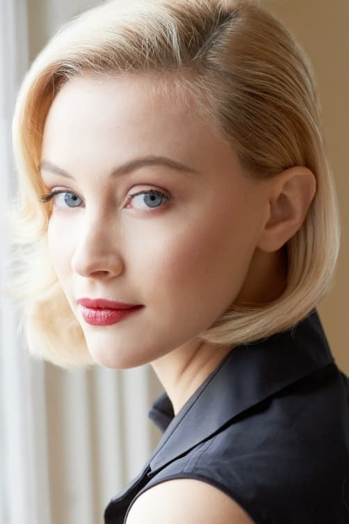 تصویر هنرمند Sarah Gadon