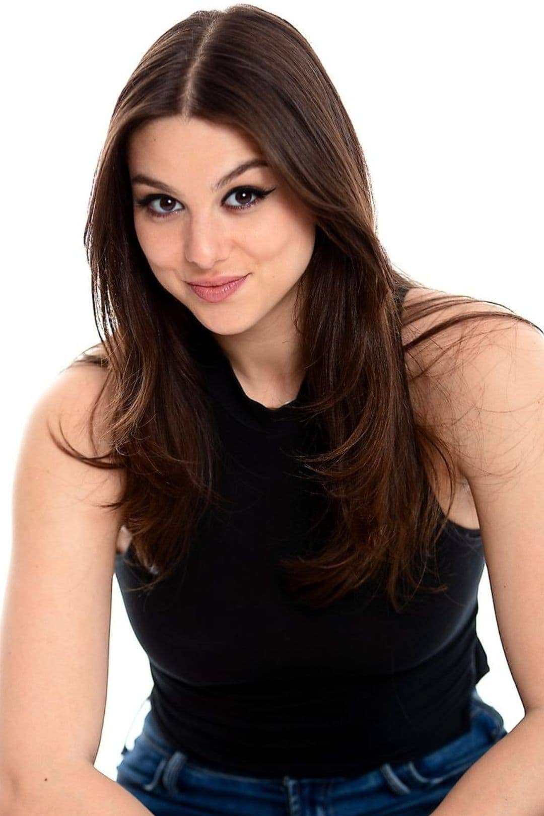 تصویر هنرمند Kira Kosarin