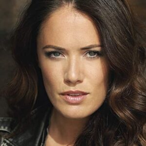 تصویر هنرمند Sarah Armstrong