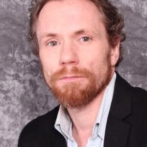 تصویر هنرمند Travis MacDonald