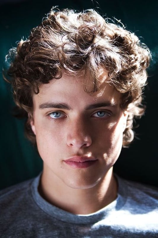 تصویر هنرمند Douglas Smith