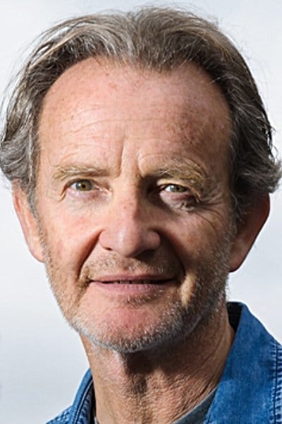 تصویر هنرمند Anton Lesser
