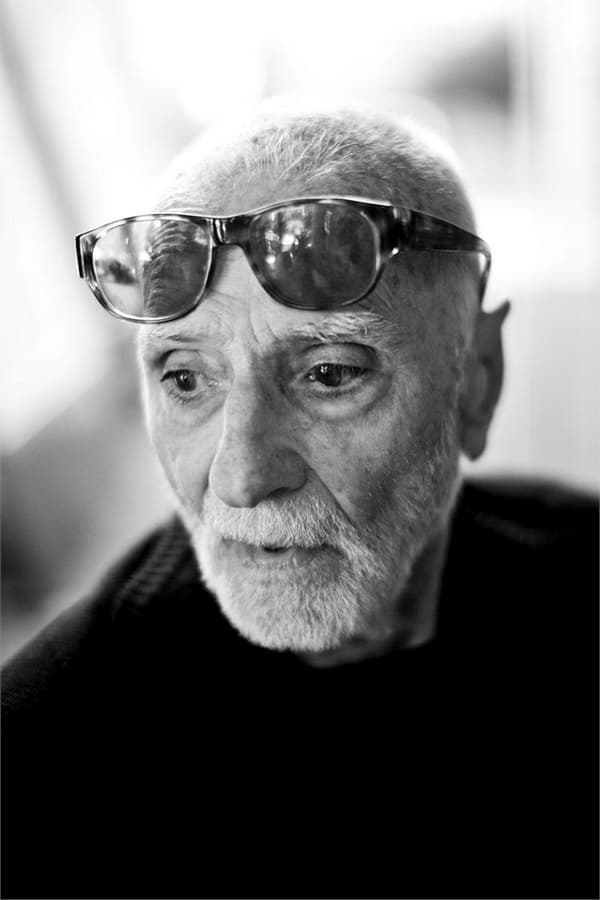 تصویر هنرمند Mario Monicelli