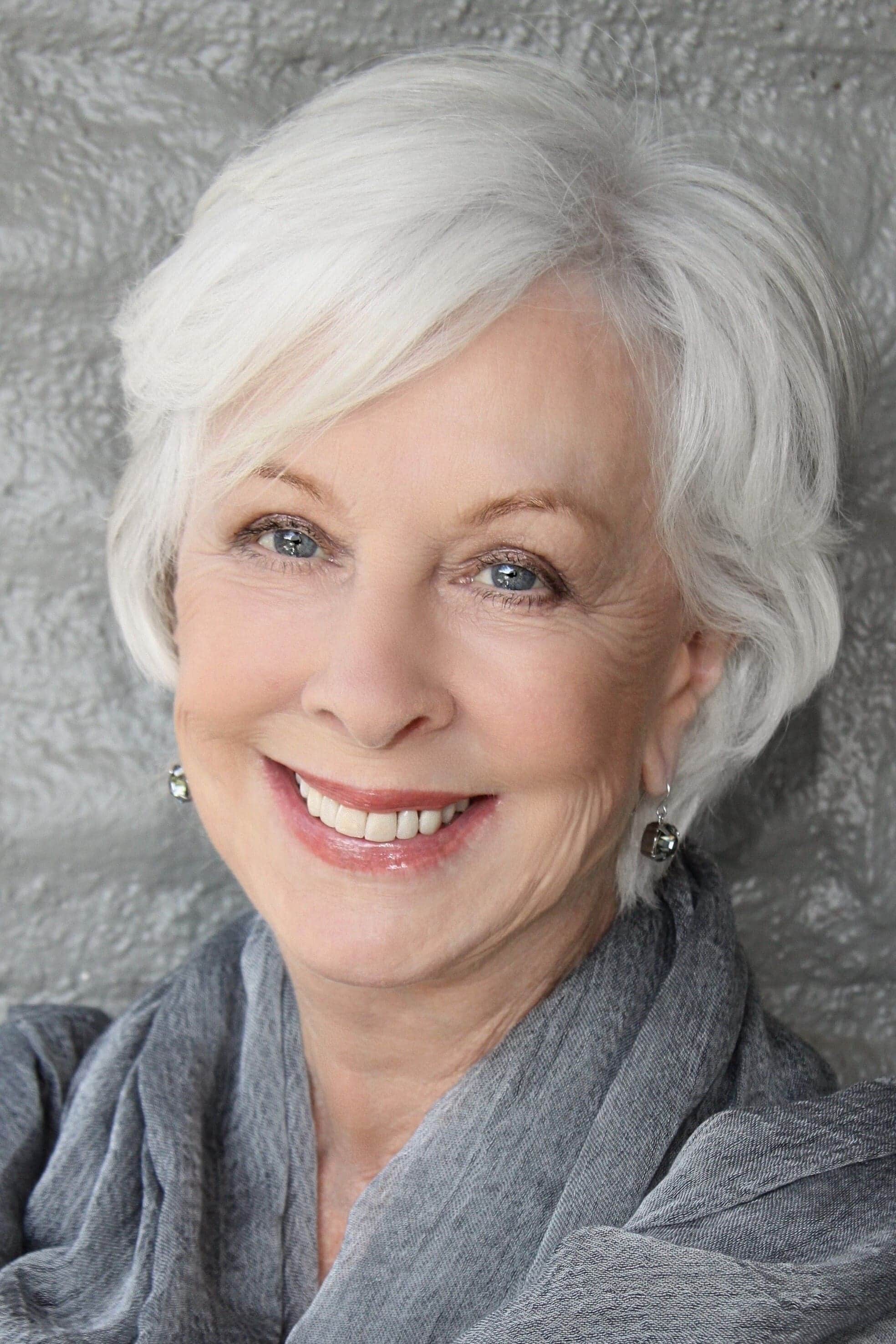 تصویر هنرمند Christina Pickles