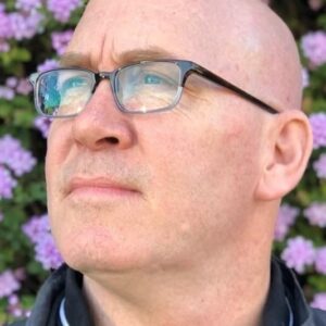 تصویر هنرمند Michael Andrews