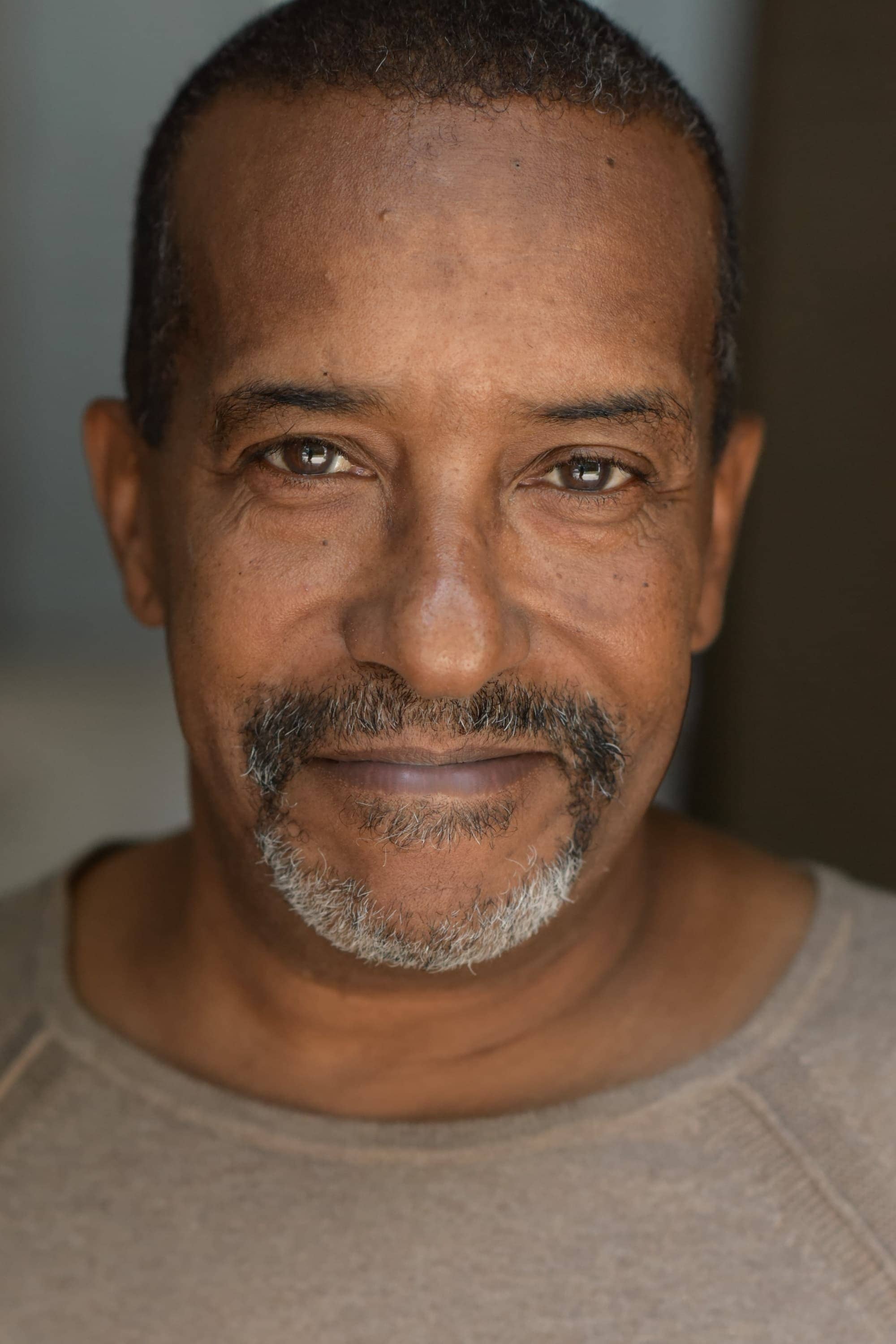 تصویر هنرمند Donn C. Harper