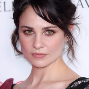 تصویر هنرمند Tuppence Middleton