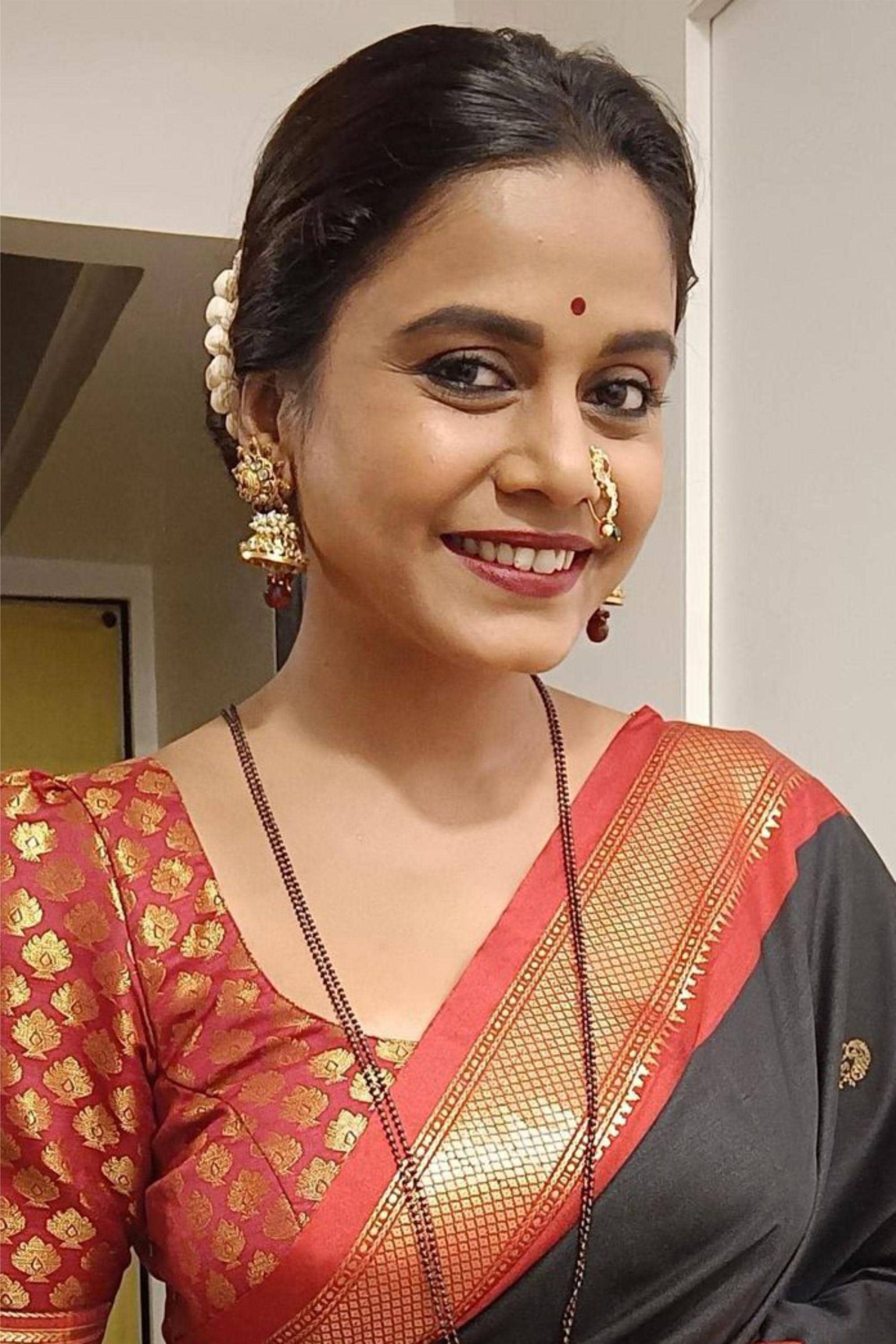 تصویر هنرمند Hemangi Kavi