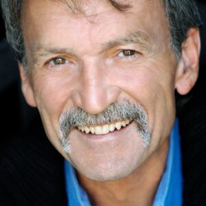 تصویر هنرمند Muse Watson