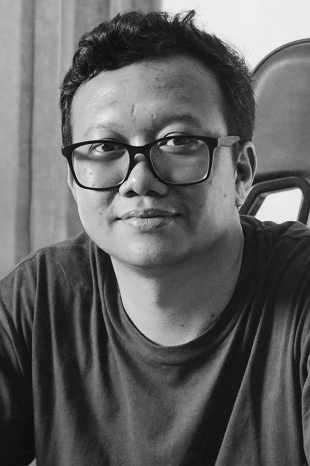 تصویر هنرمند Akhmad Fesdi Anggoro