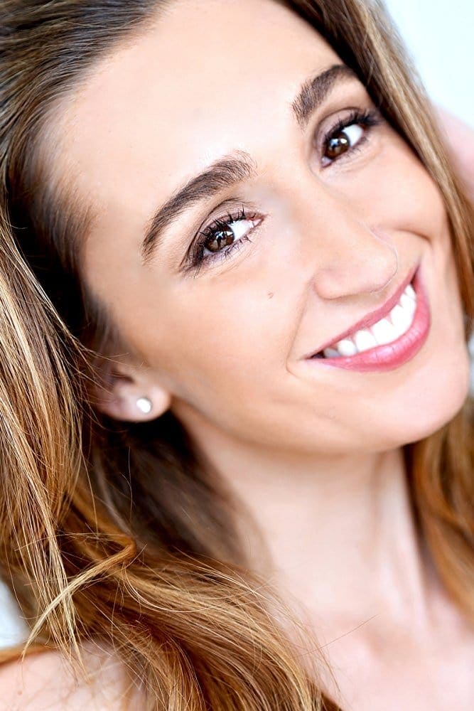 تصویر هنرمند Ashley Green Elizabeth