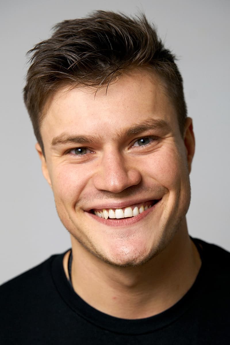 تصویر هنرمند Oleg Gaas