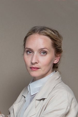 تصویر هنرمند Mona Fastvold