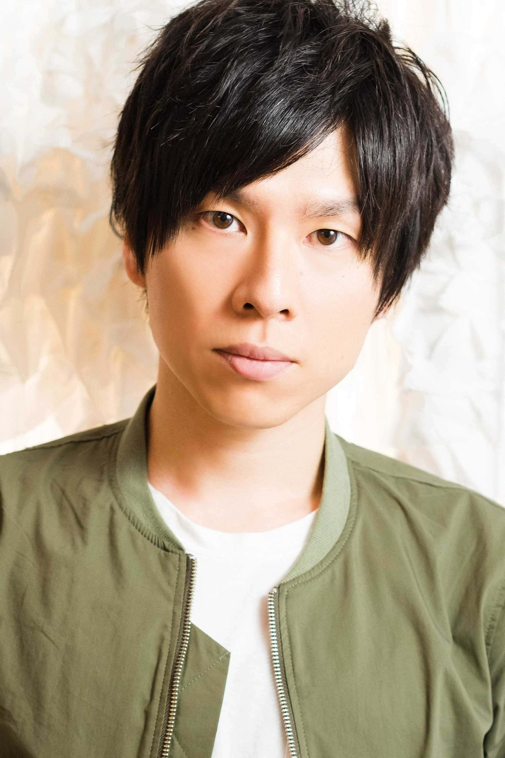 تصویر هنرمند Kenji Akabane