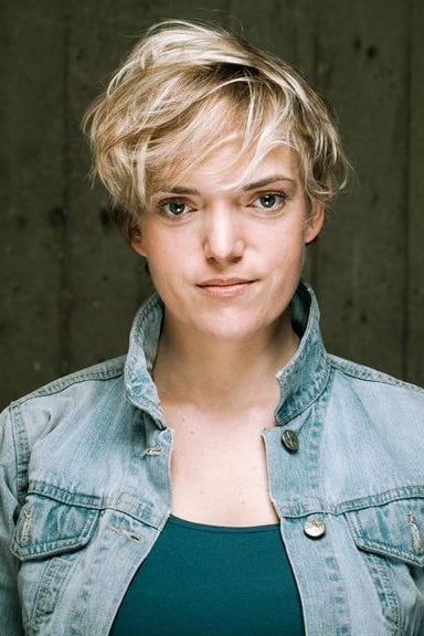 تصویر هنرمند Coralie Russier