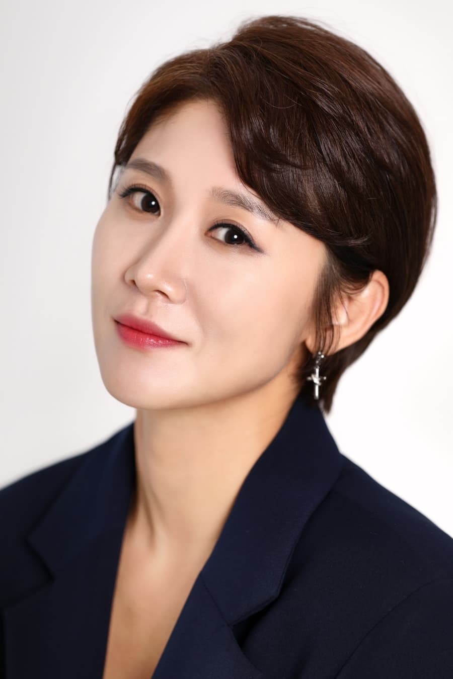 تصویر هنرمند Yoo Yeon