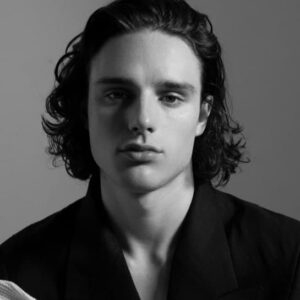 تصویر هنرمند Harry Collett