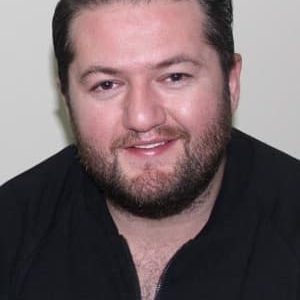 تصویر هنرمند Ömer Başdoğan