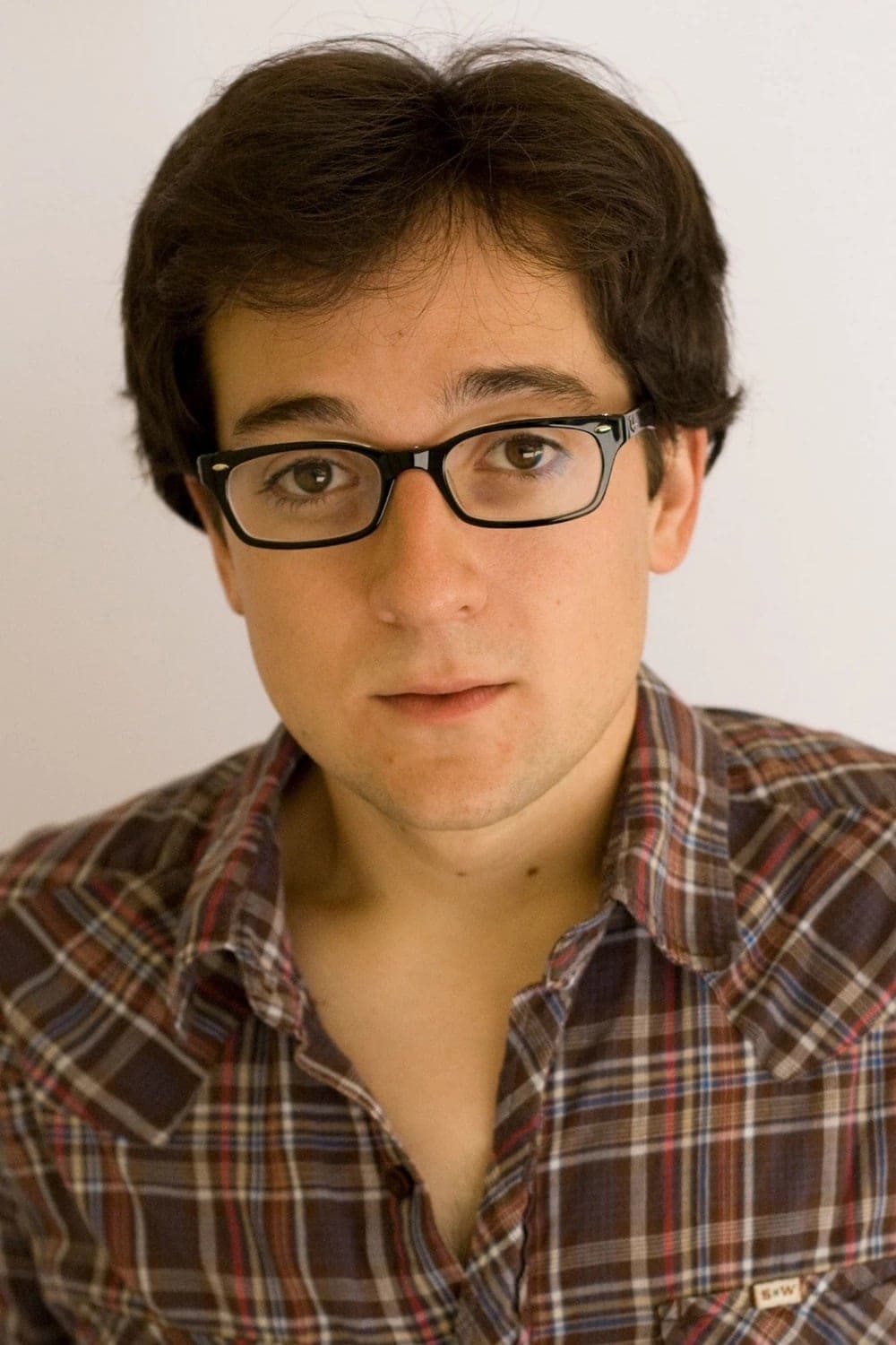 تصویر هنرمند Josh Brener