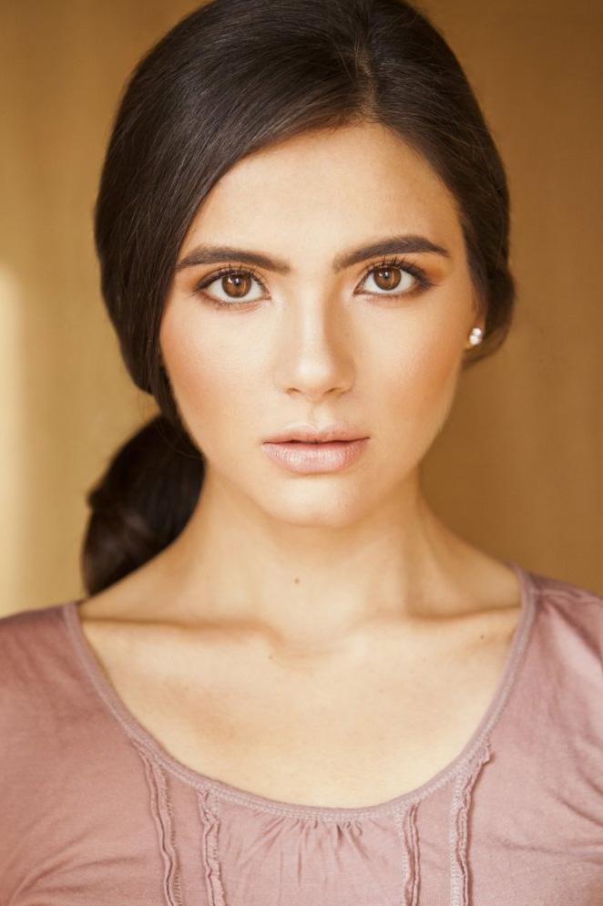 تصویر هنرمند Arienne Mandi