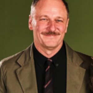 تصویر هنرمند Phil Hay