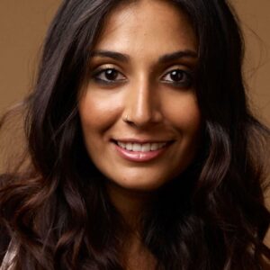 تصویر هنرمند Monica Dogra