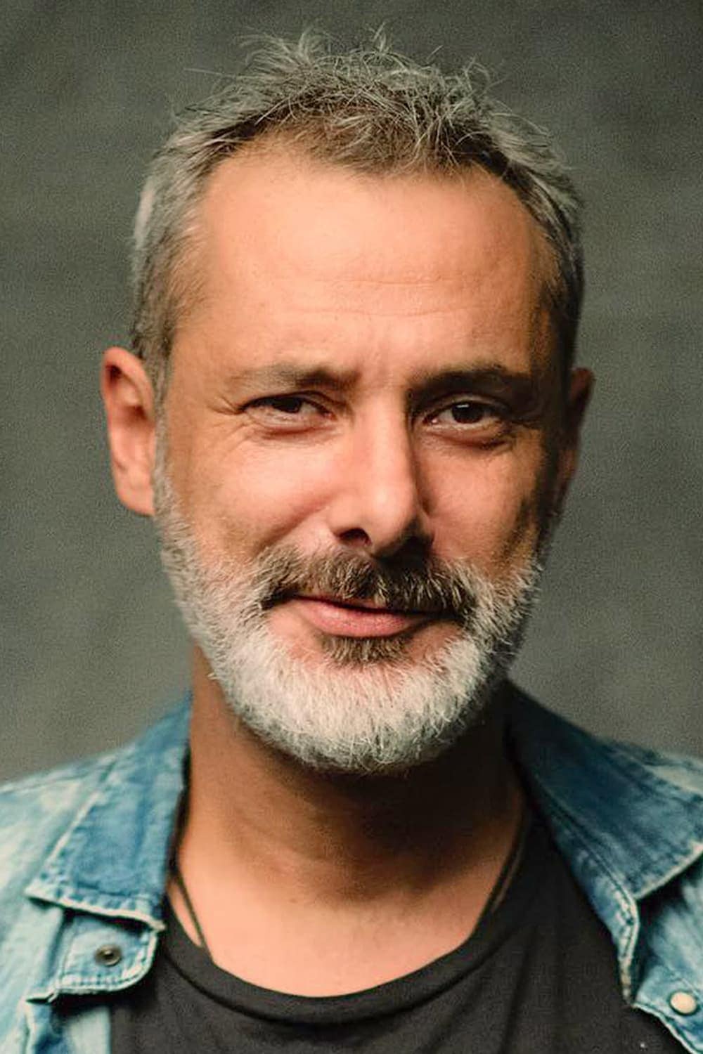 تصویر هنرمند Kamil Güler