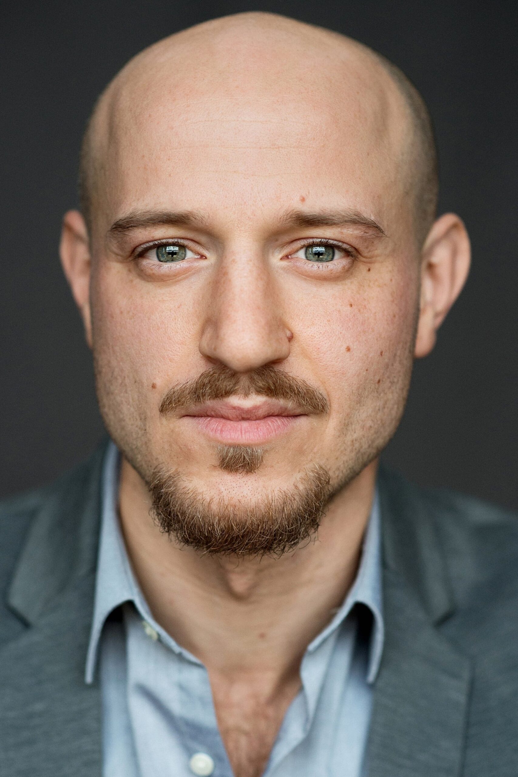 تصویر هنرمند Anton Koval