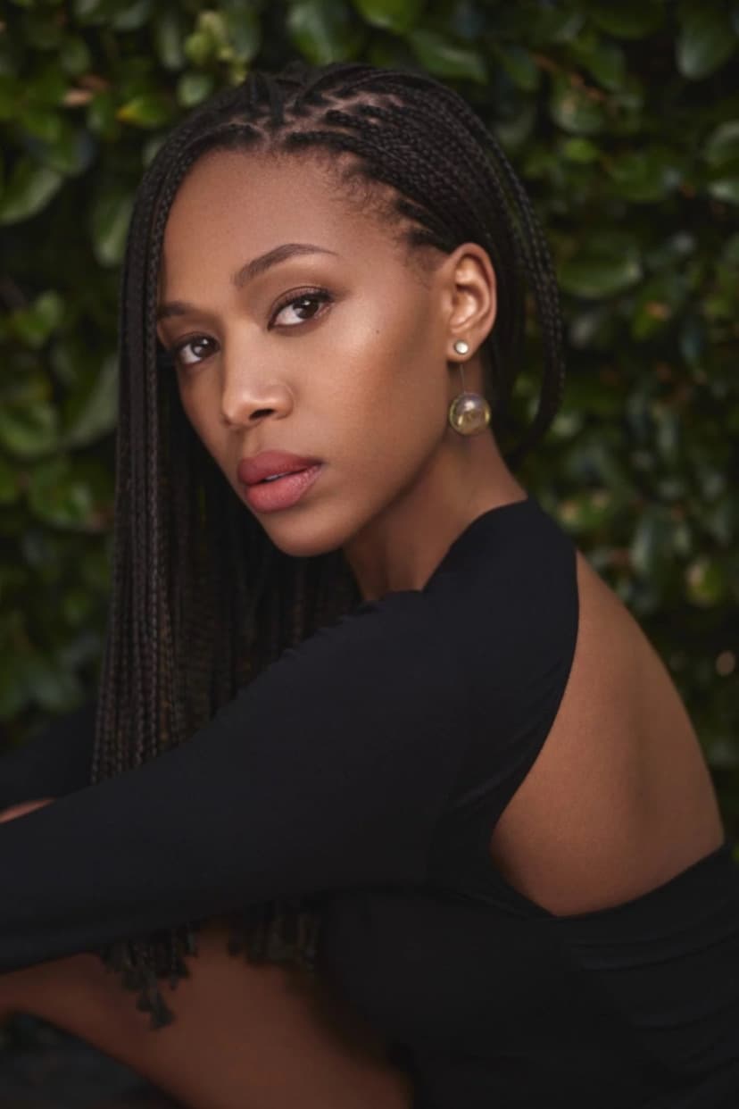 تصویر هنرمند Nicole Beharie