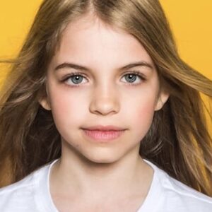 تصویر هنرمند Rhys Olivia Cote