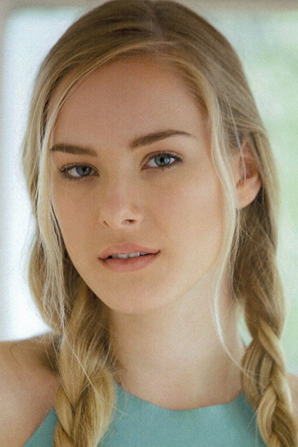 تصویر هنرمند Emma Bellomy