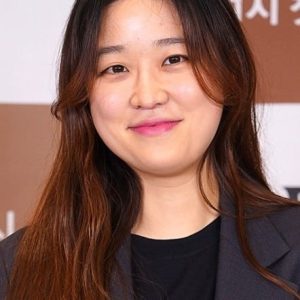 تصویر هنرمند Sim Na-yeon