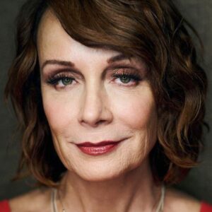 تصویر هنرمند Kristin Carey