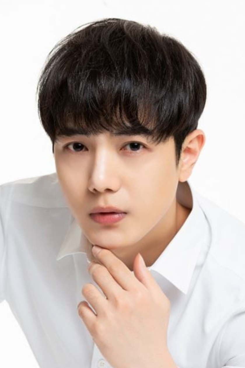 تصویر هنرمند Kim Si-hoo