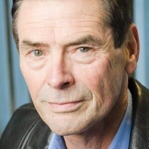 تصویر هنرمند Andrew Gillies