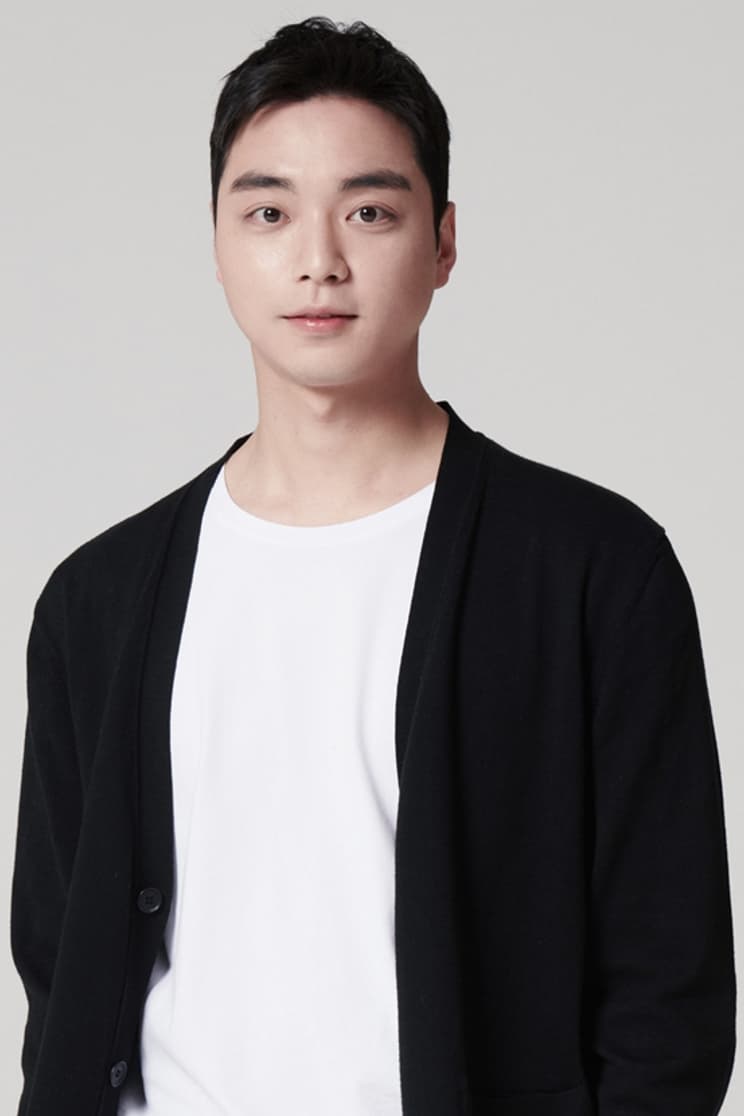 تصویر هنرمند Kim Mo-beom