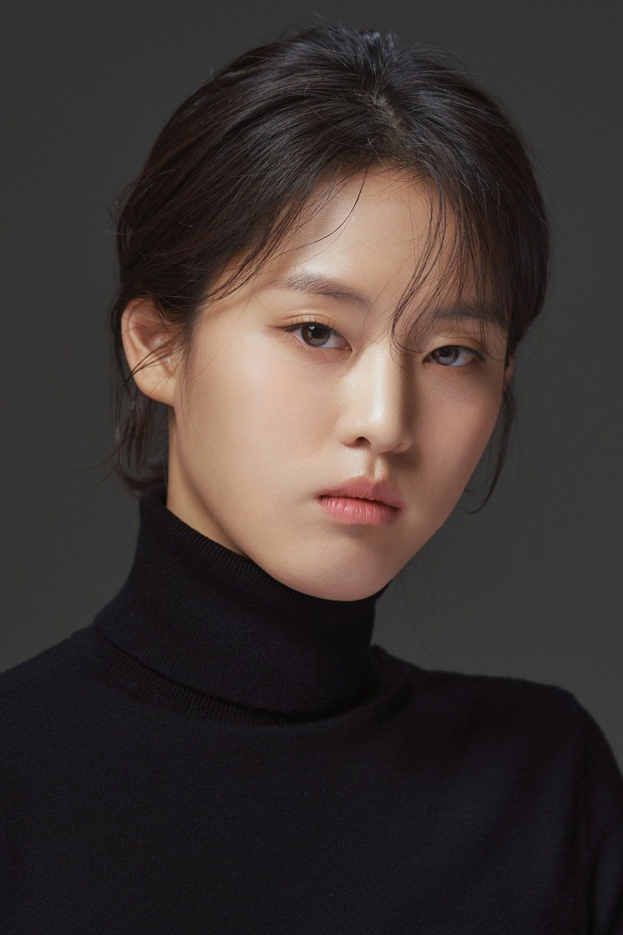 تصویر هنرمند Lee Yeon
