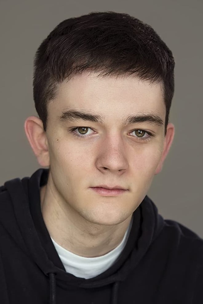 تصویر هنرمند Lewis MacDougall